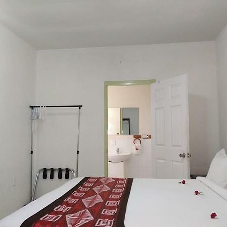 Malau Lodge Nuku'alofa Bagian luar foto