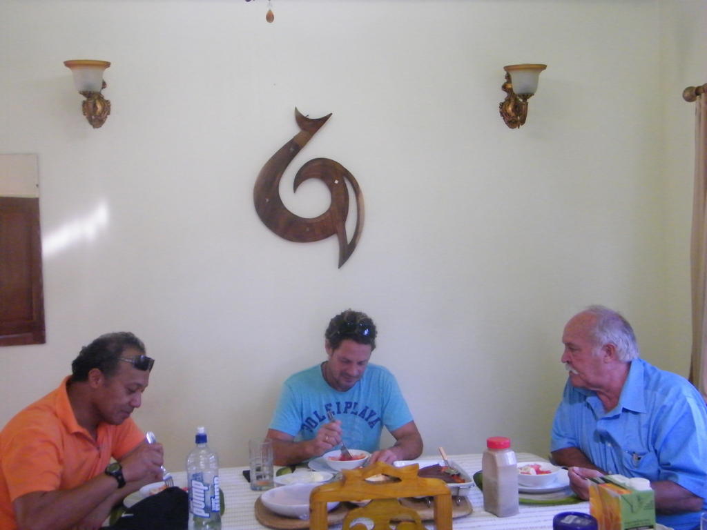 Malau Lodge Nuku'alofa Bagian luar foto