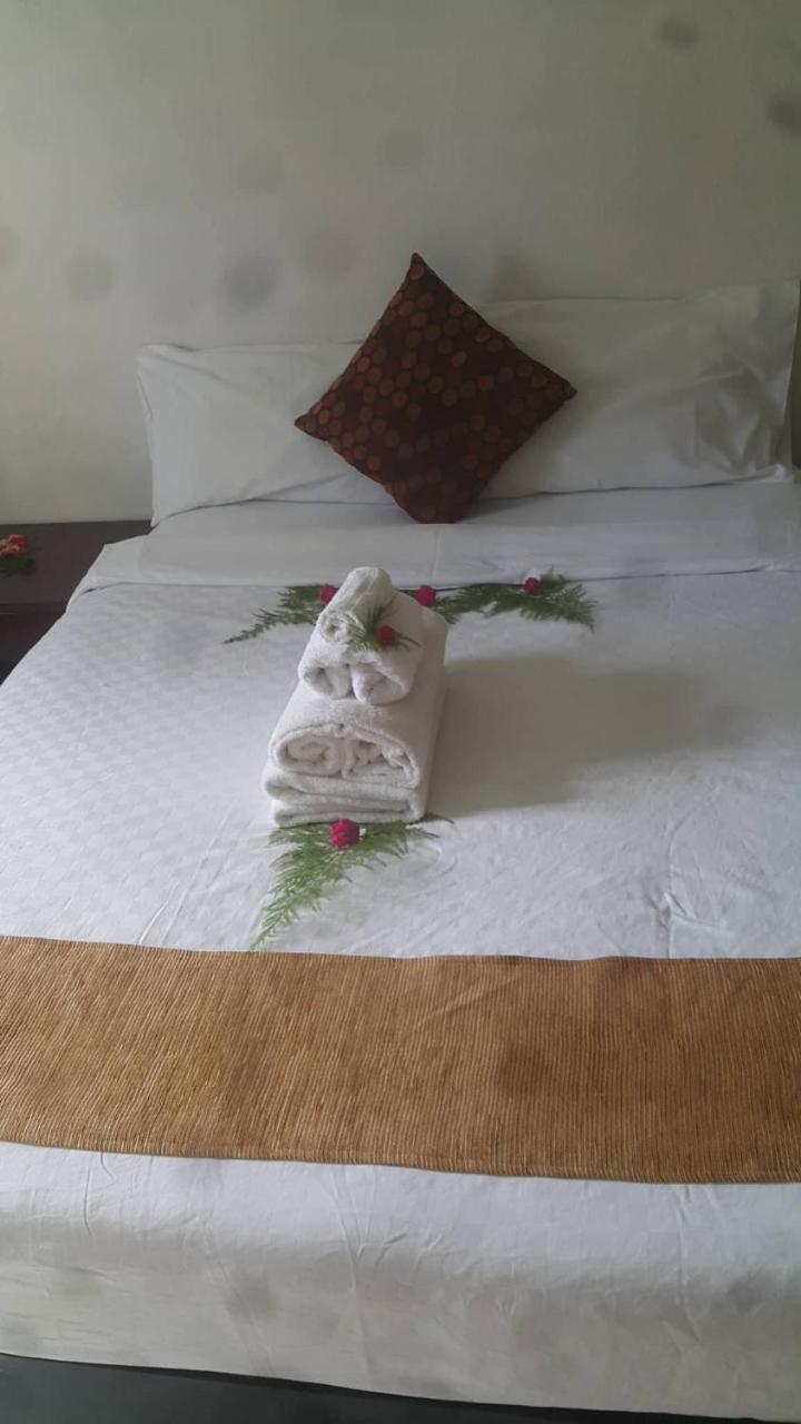 Malau Lodge Nuku'alofa Bagian luar foto