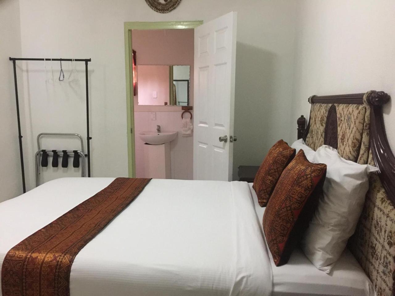 Malau Lodge Nuku'alofa Bagian luar foto