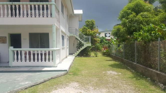 Malau Lodge Nuku'alofa Bagian luar foto