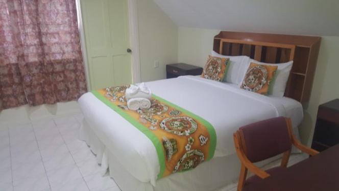 Malau Lodge Nuku'alofa Bagian luar foto