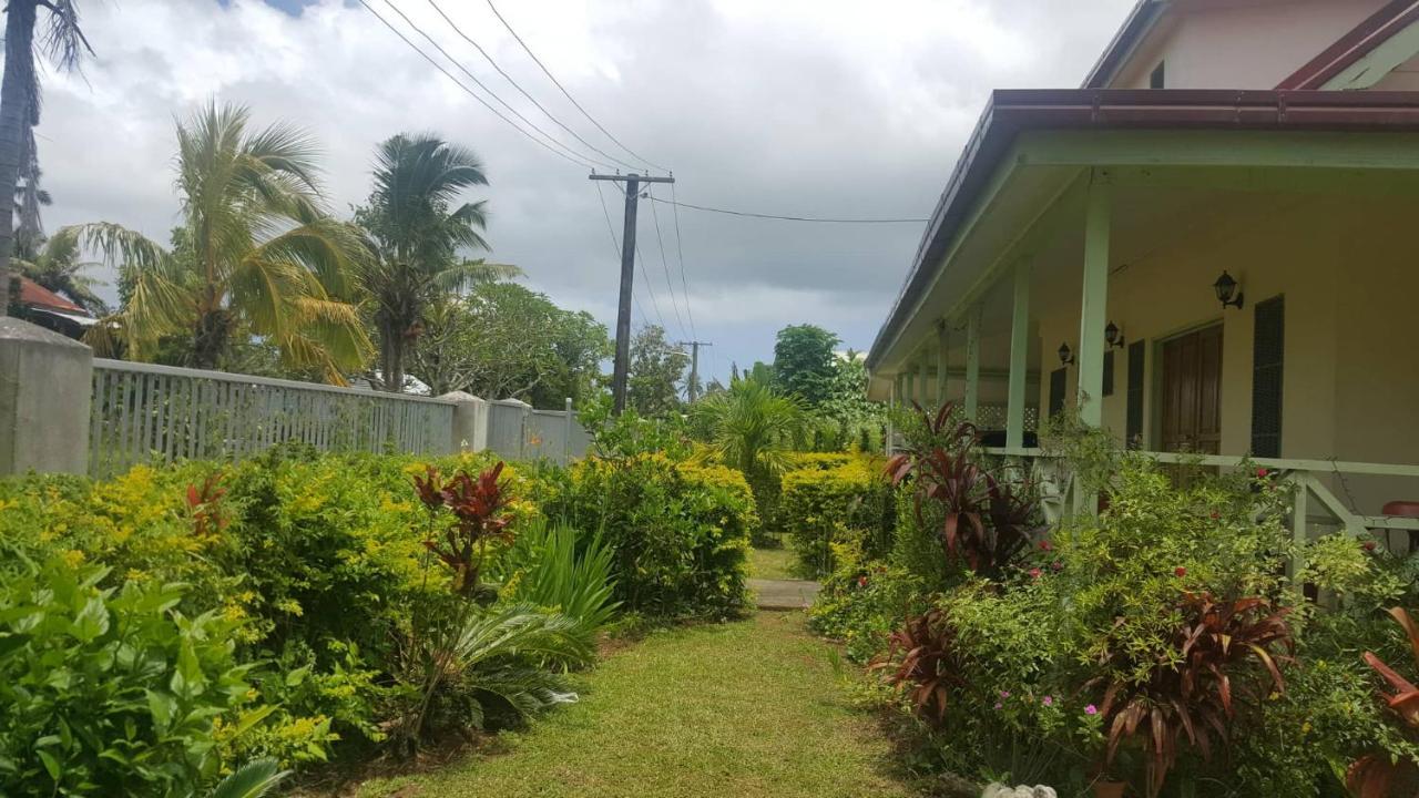 Malau Lodge Nuku'alofa Bagian luar foto