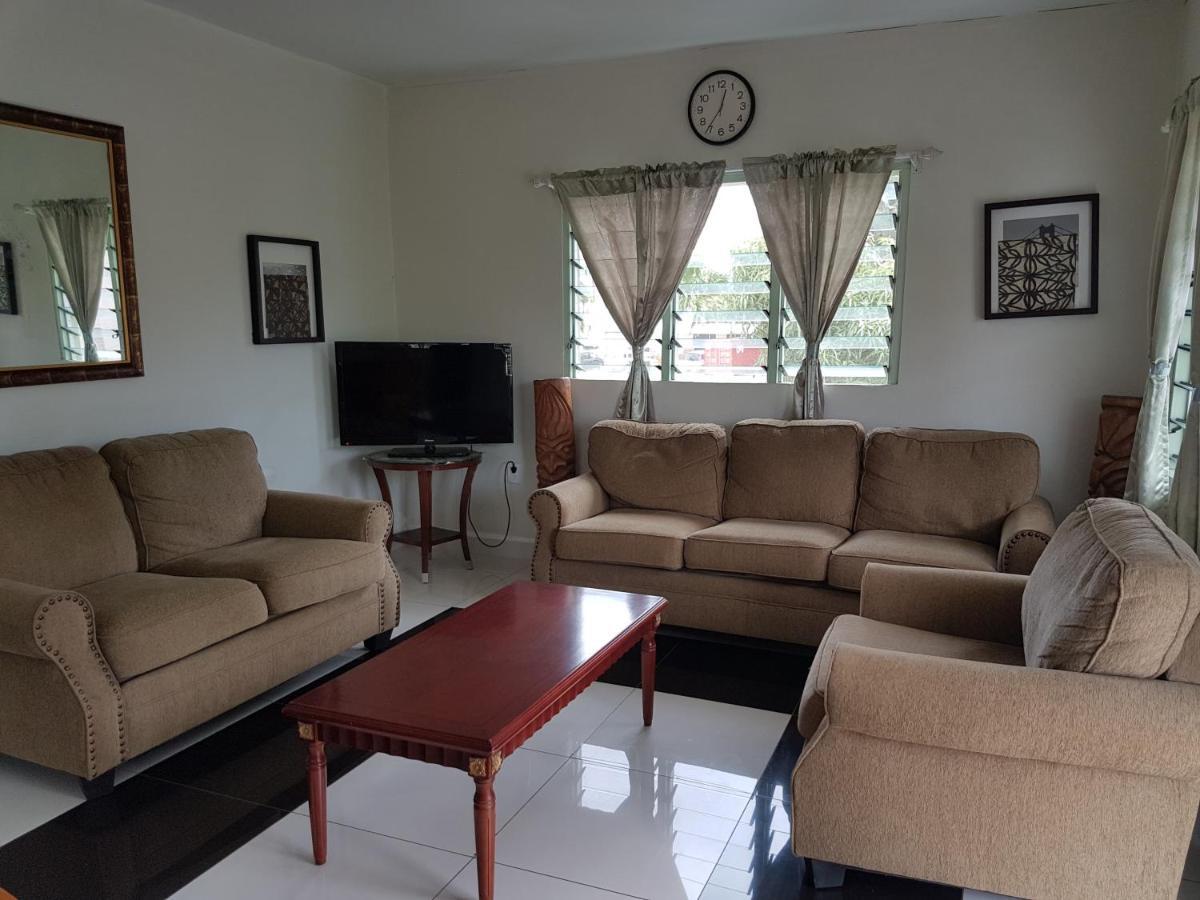 Malau Lodge Nuku'alofa Bagian luar foto